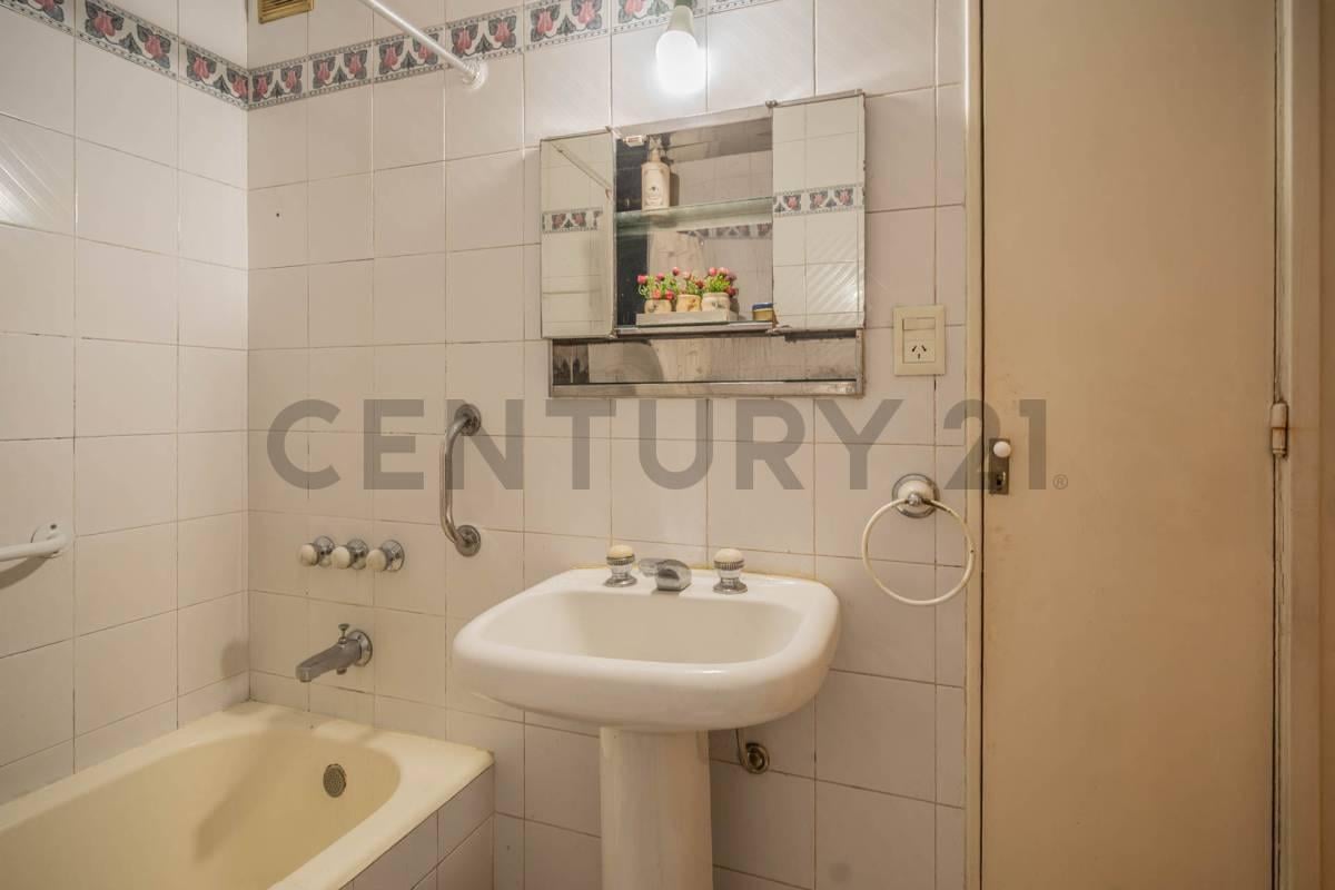 Foto de Venta Departamento 3 Ambientes con dependencia y baulera en Palermo, imagen 3