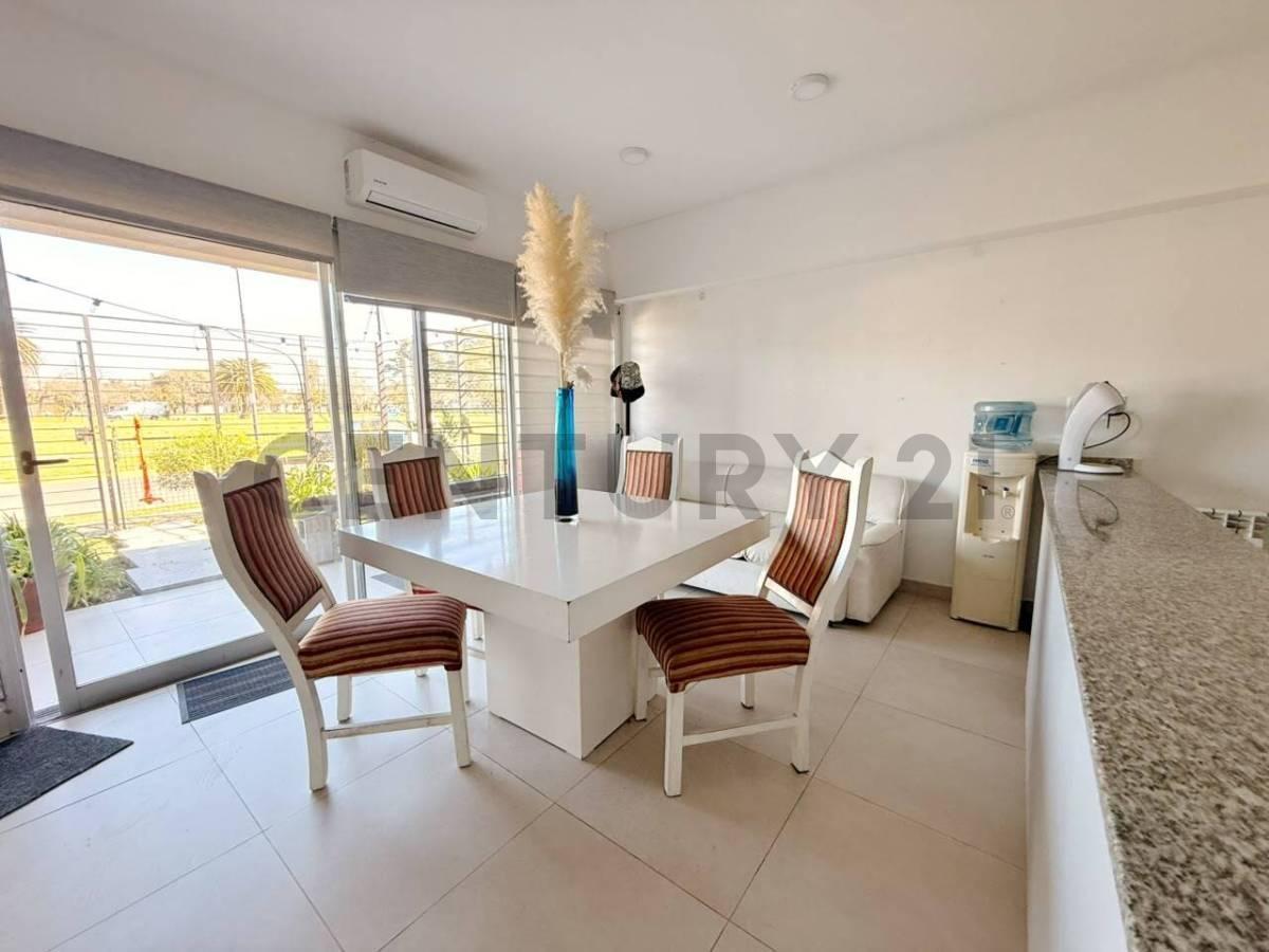 Foto de 3 Ambientes con Parrilla y Patio + Espacio Guarda Coche, imagen 3