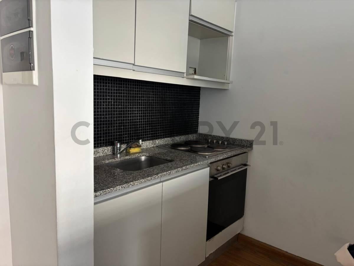 Foto de Excelente 2 ambientes, muy luminoso, apto profesional con amenities, imagen 3