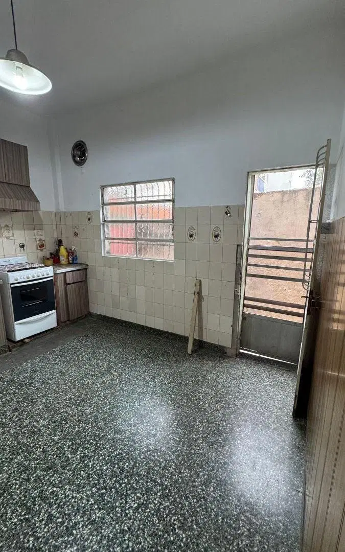 Casa sobre Lote de 380 metros ideal inversión 1