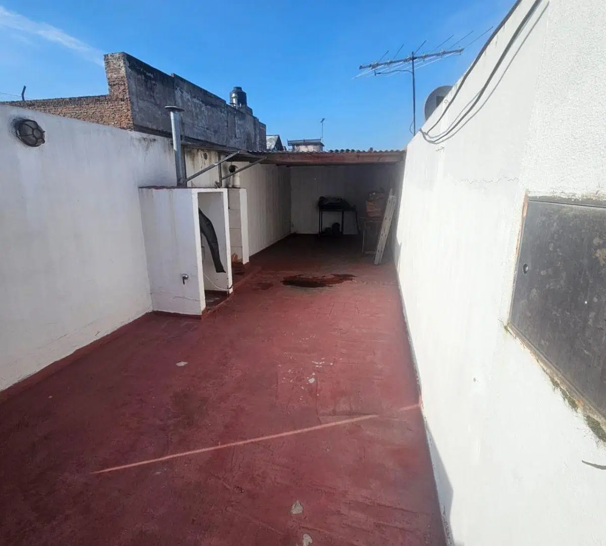 Disponible duplex al frente con terraza propia 3