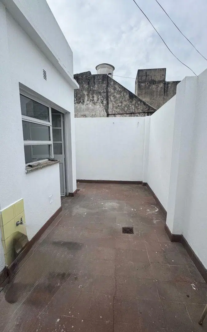 Casa PH 2 Amb al frente con patio 4