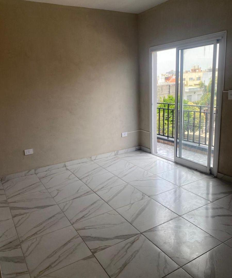 Foto de OPORTUNIDAD 2 AMBIENTES CON BALCÓN, imagen 2