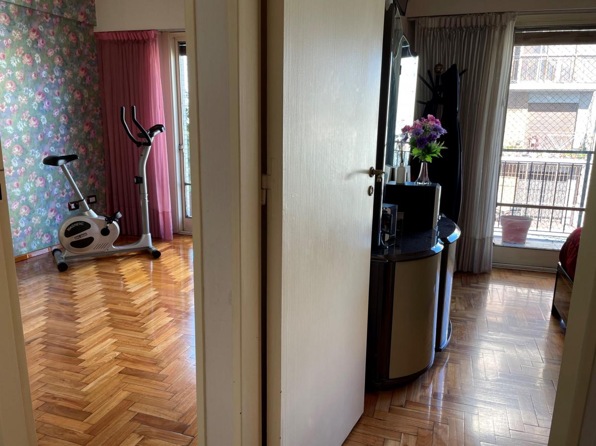 Departamento de 90 m² Cuatro Ambientes con Balcón Corrido Av Pavon Al 2500 4