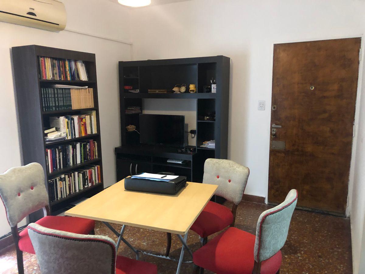 Foto de Departamento Tipo PH en Balvanera 50 m² Dos Patios Mexico Al 3100, imagen 2