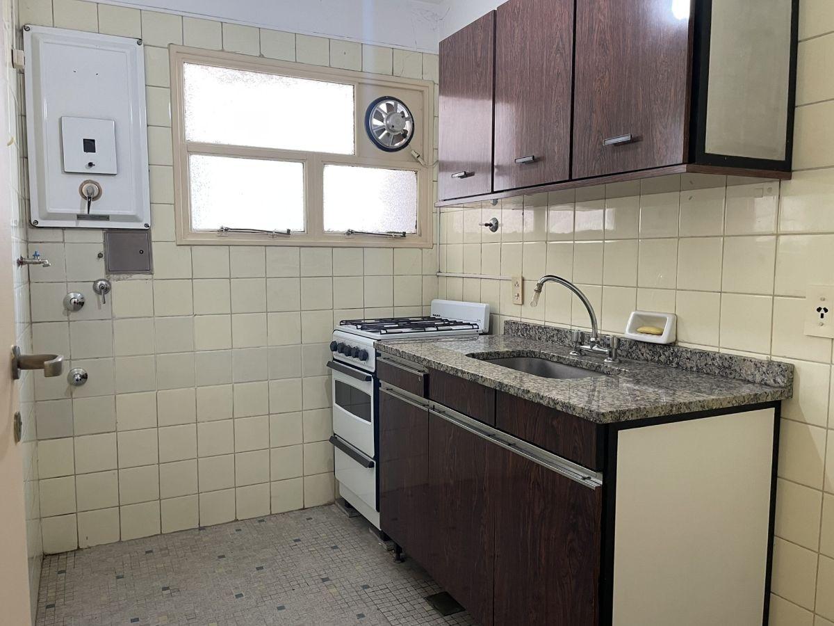 Foto de DEPARTAMENTO DOS AMBIENTES 42 MTS2 COC INDEP AL LATERAL BALCON FRANCES, imagen 4
