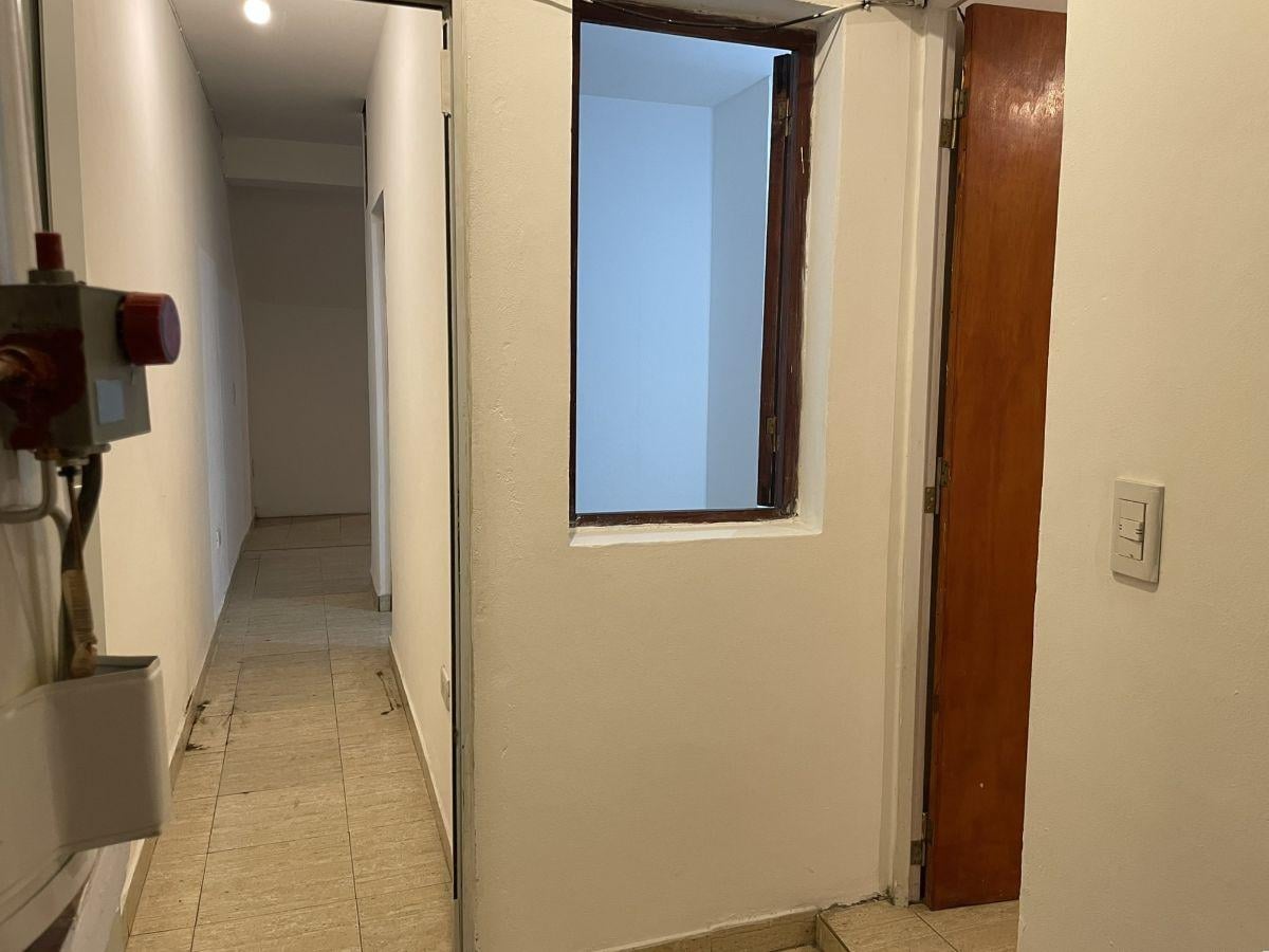 Foto de DEPARTAMENTO EN ALQUILER TRES AMBIENTES EN PLANTA BAJA AL FRENTE, imagen 5