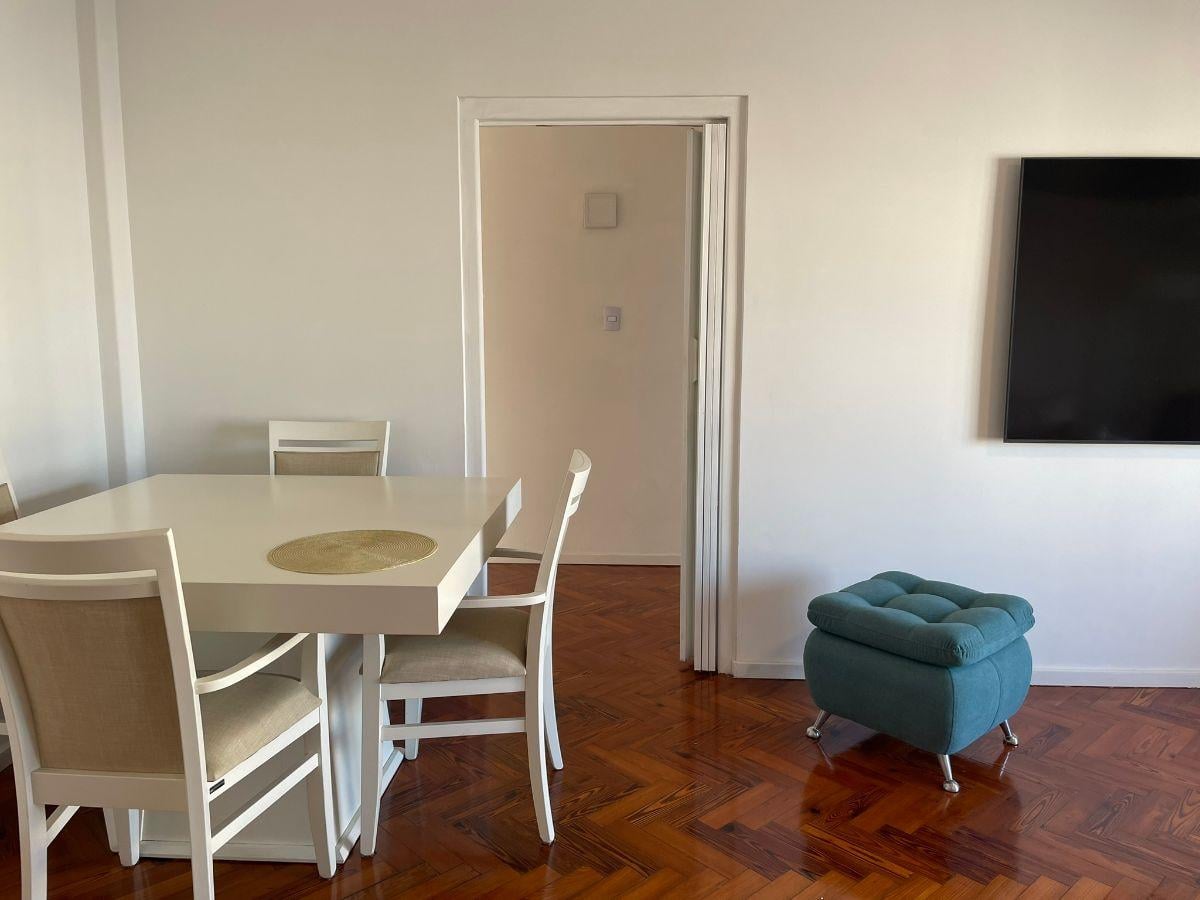 Foto de DEPARTAMENTO EN VENTA TRES AMBIENTES DE 75 M2 AL CONTRAFRENTE CON, imagen 4