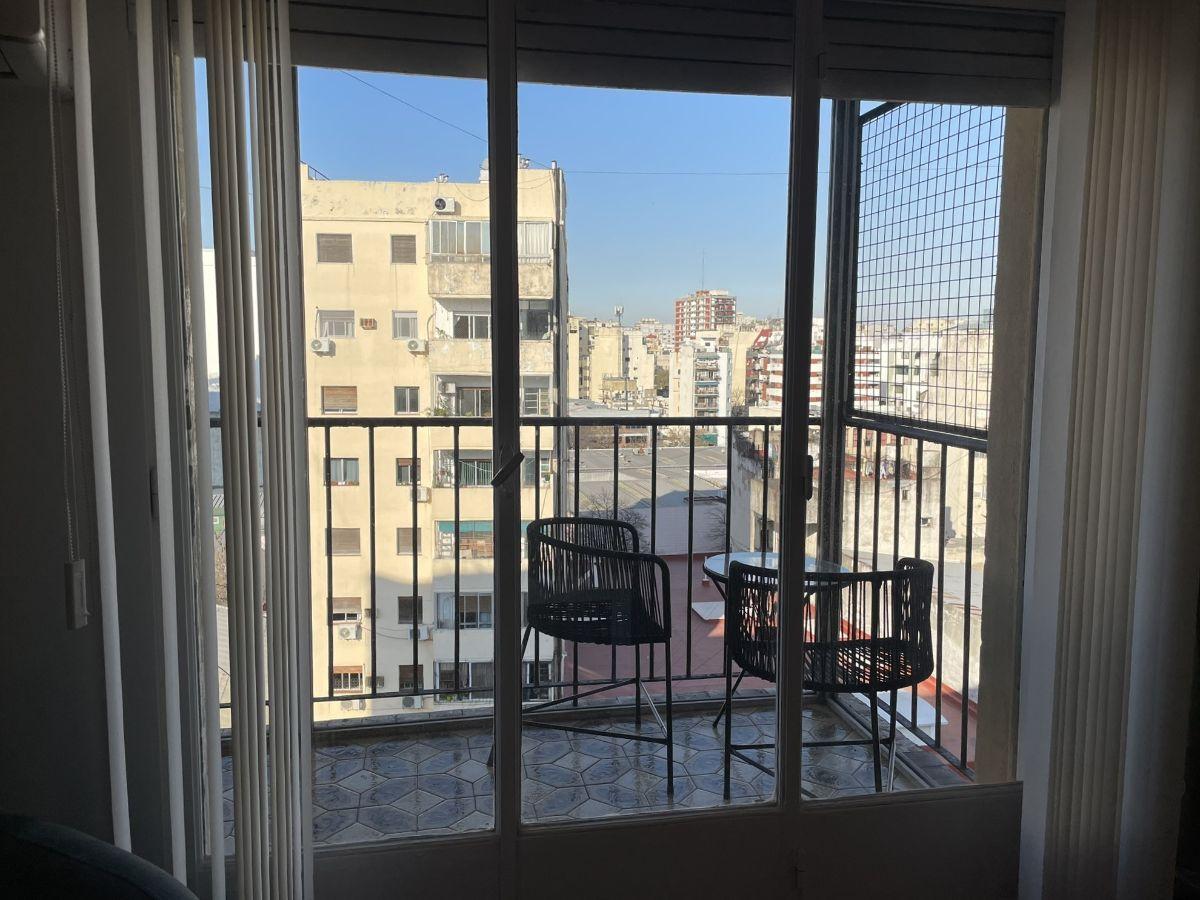 Foto de DEPARTAMENTO EN VENTA TRES AMBIENTES DE 75 M2 AL CONTRAFRENTE CON, imagen 3