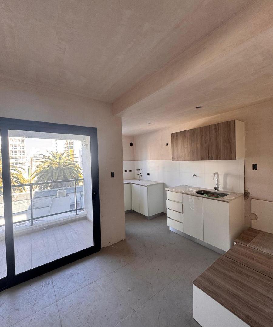 Monoambiente en venta - Excelente ubicación - Calle 46 entre 18 y 19 - La Plata