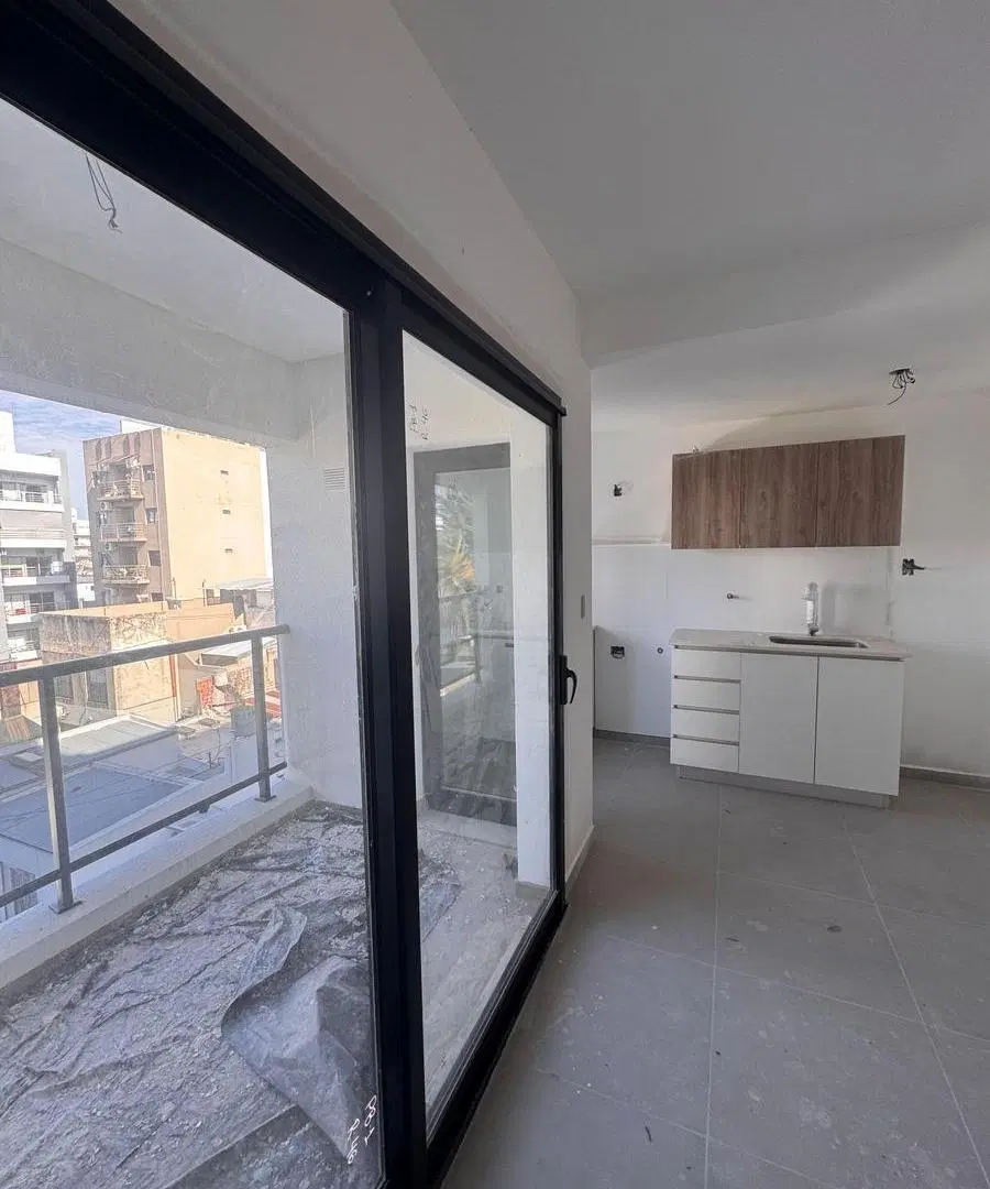 Monoambiente en venta - Excelente ubicación - Calle 46 entre 18 y 19 - La Plata 3