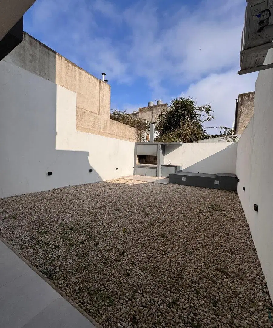 15 entre 56 y 57 , departamento en venta de un dormitorio 5