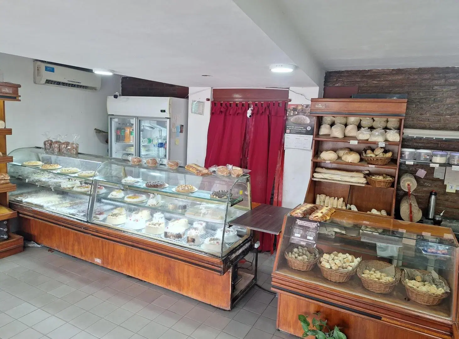 Local + Departamento de tres ambientes a refaccionar 1