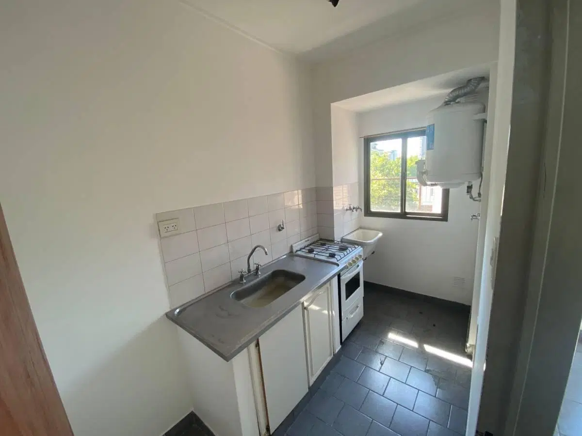 Departamento de dos ambientes al frente 2