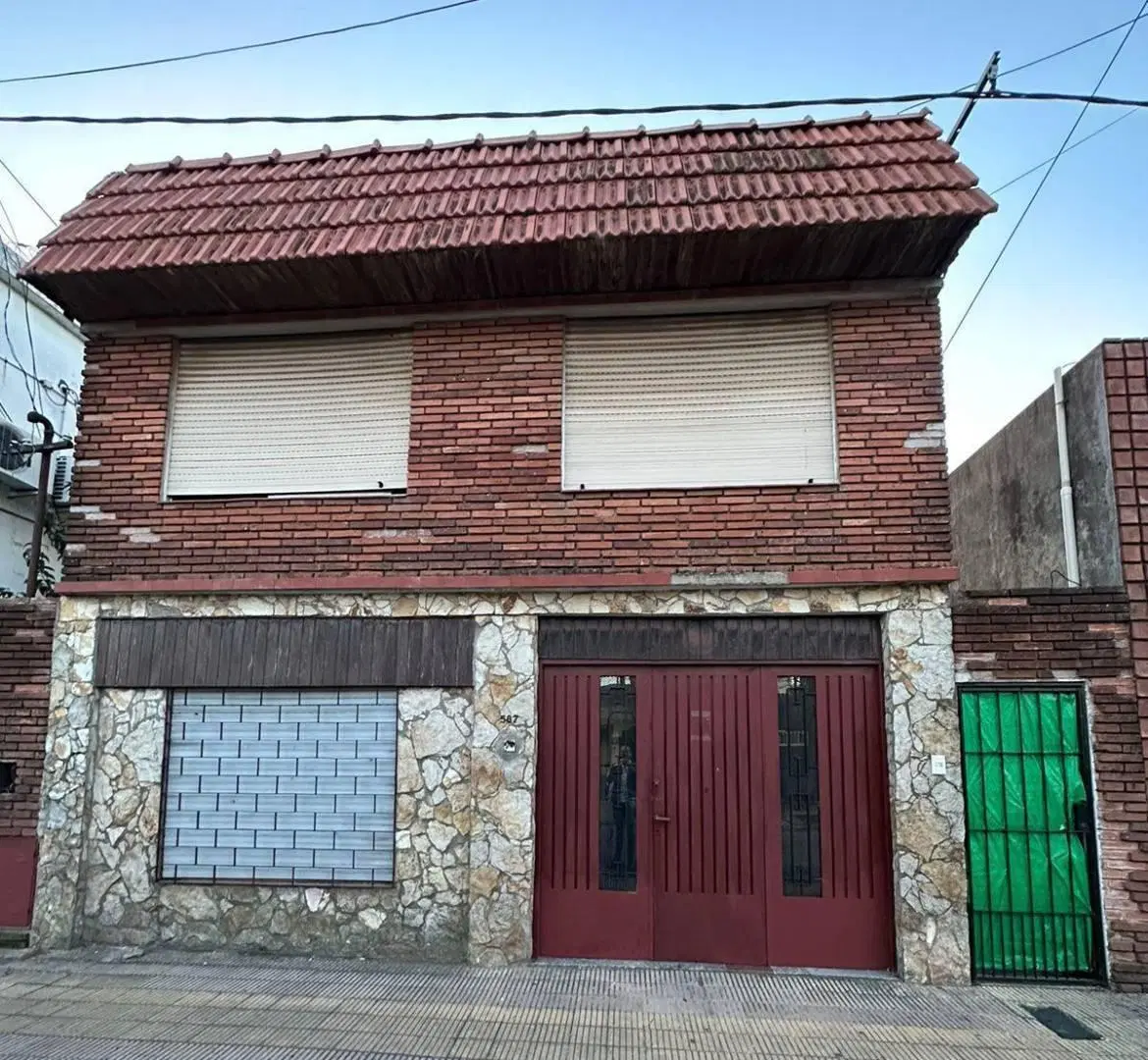 Casa a refaccionar en venta 5