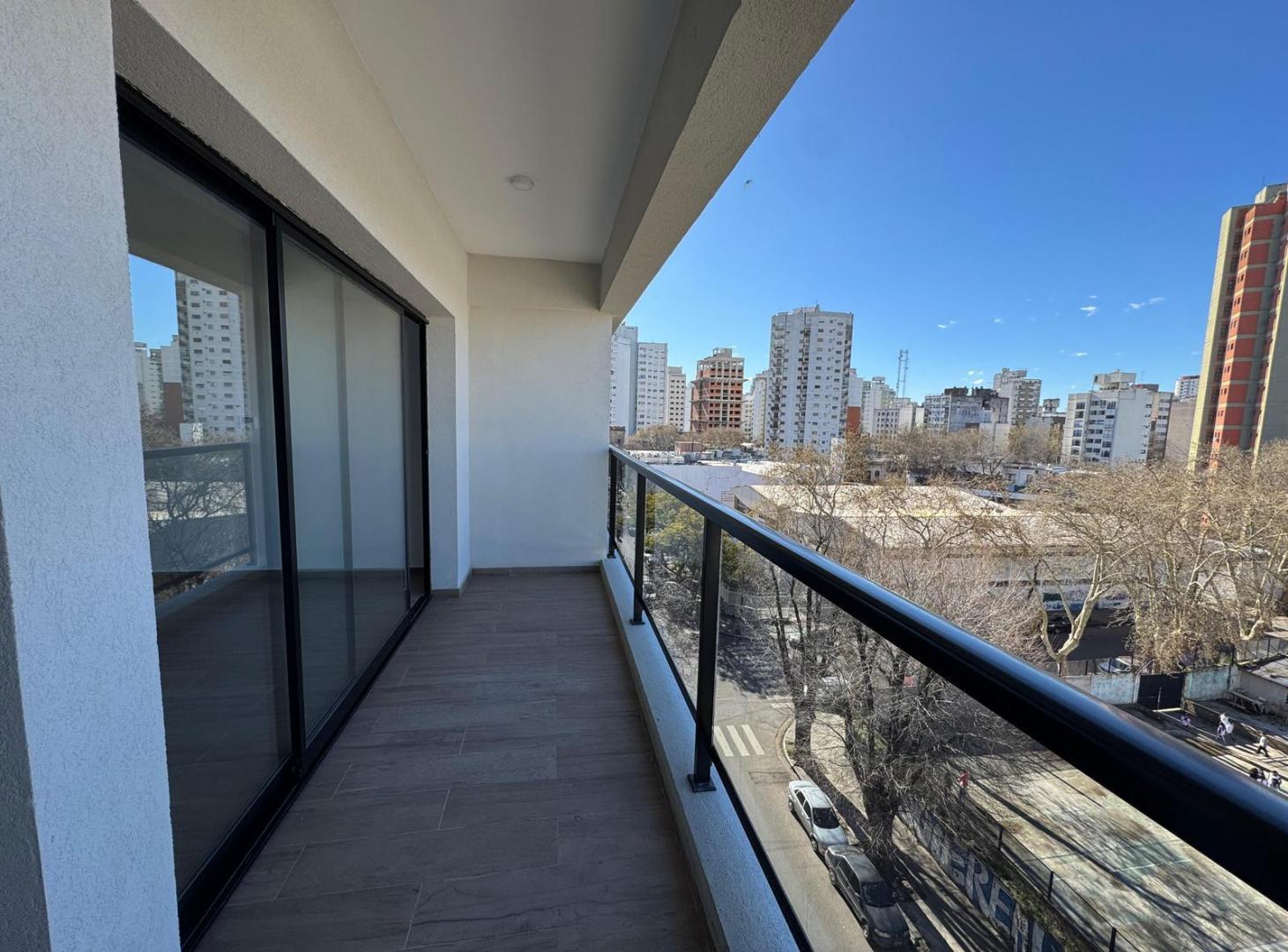 Foto de Departamento 1 Dormitorio en Venta – Calle 5 e/57 y 58, La Plata, imagen 4