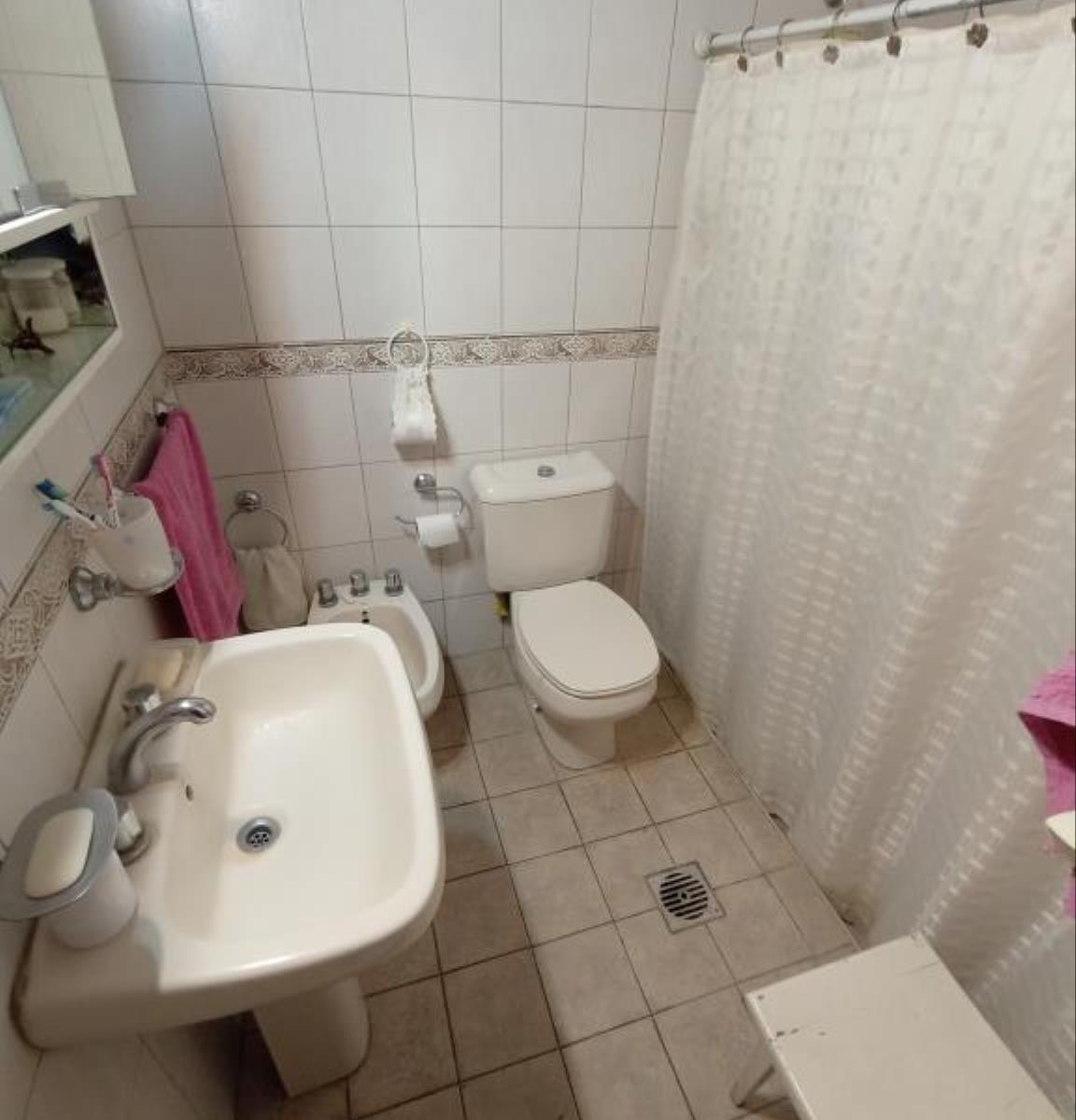 Casa en Venta, Zona Plaza Moreno 3