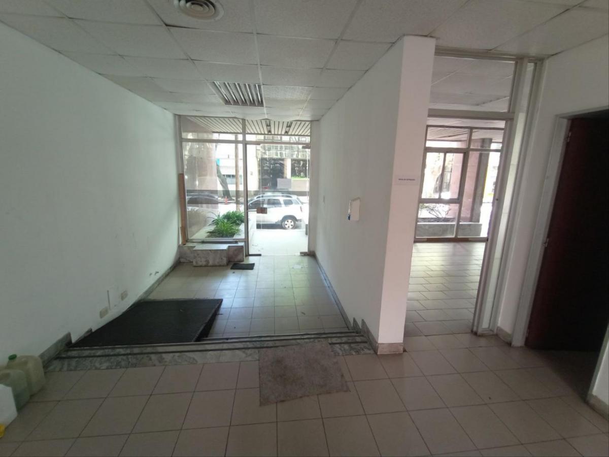 Edificio de Oficinas en Venta en La Plata 3