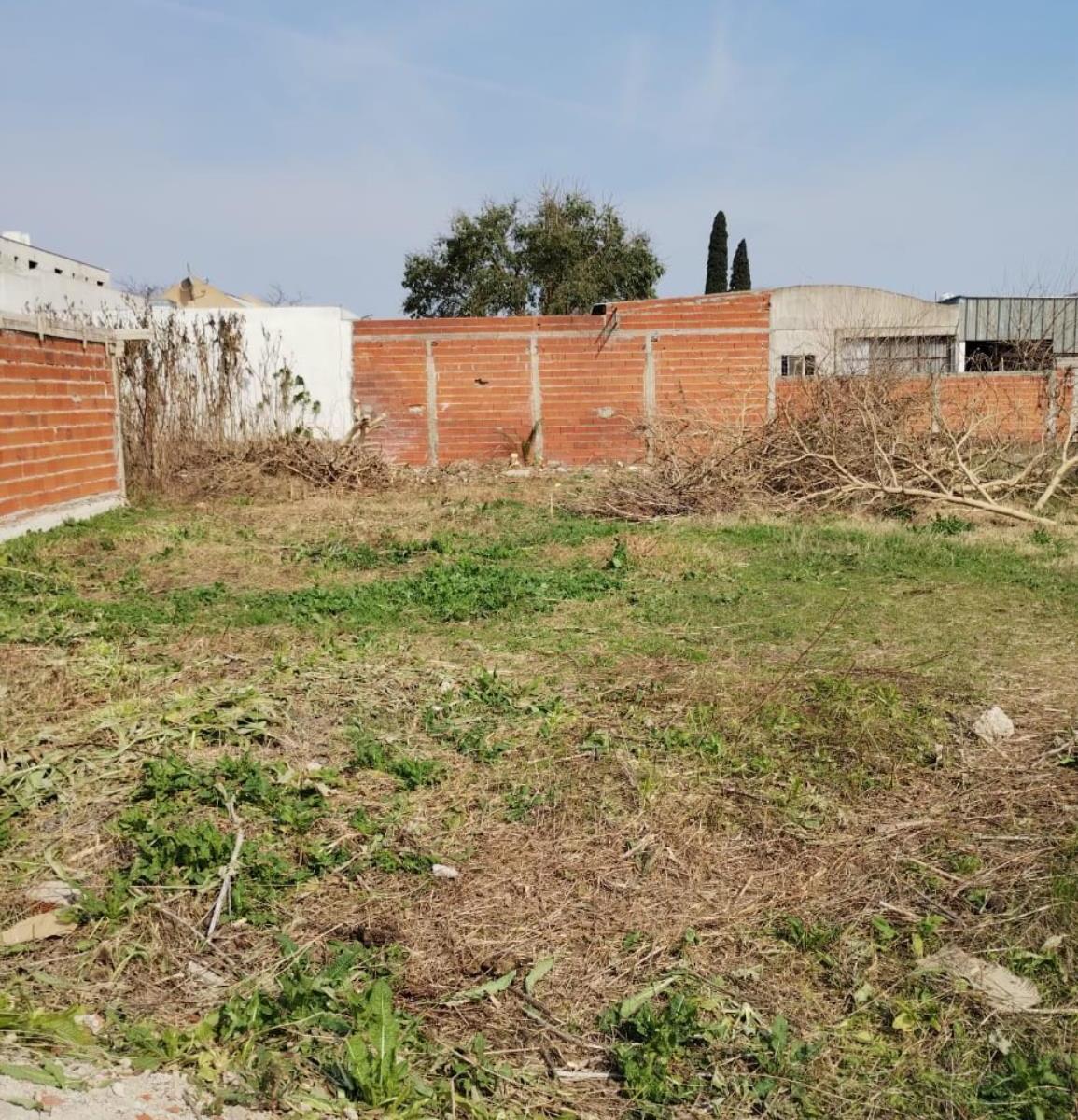 Foto de Lote en venta en La Plata, imagen 2