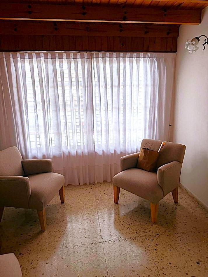 Foto de Casa en venta - 3 dormitorios - Garage - Patio, imagen 1