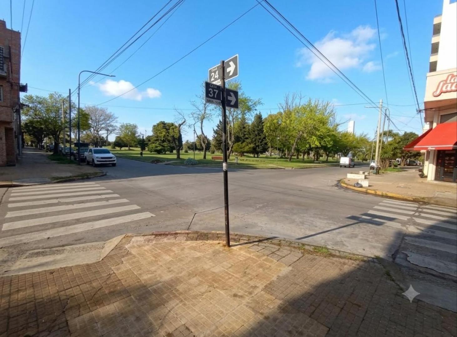 Foto de Terreno en venta La Plata, imagen 1