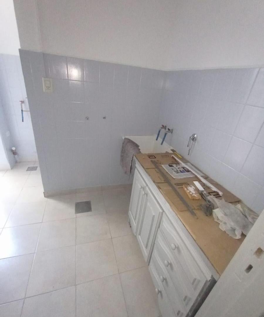 Foto de PH en venta en La Plata, imagen 3