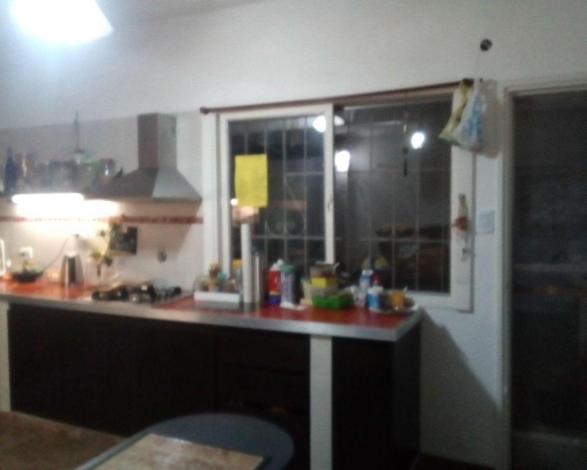 Casa 4 ambientes. | Carlos Casares al 2400