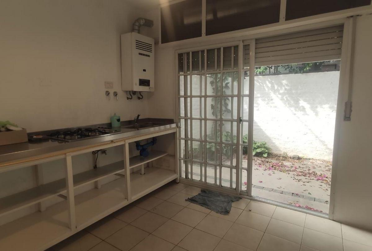 Foto de HERMOSO DUPLEX 4 amb en MORON - apto credito, imagen 2