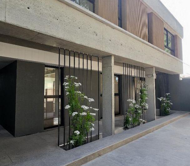 Casa 3 ambientes. | La coyunda al 2300