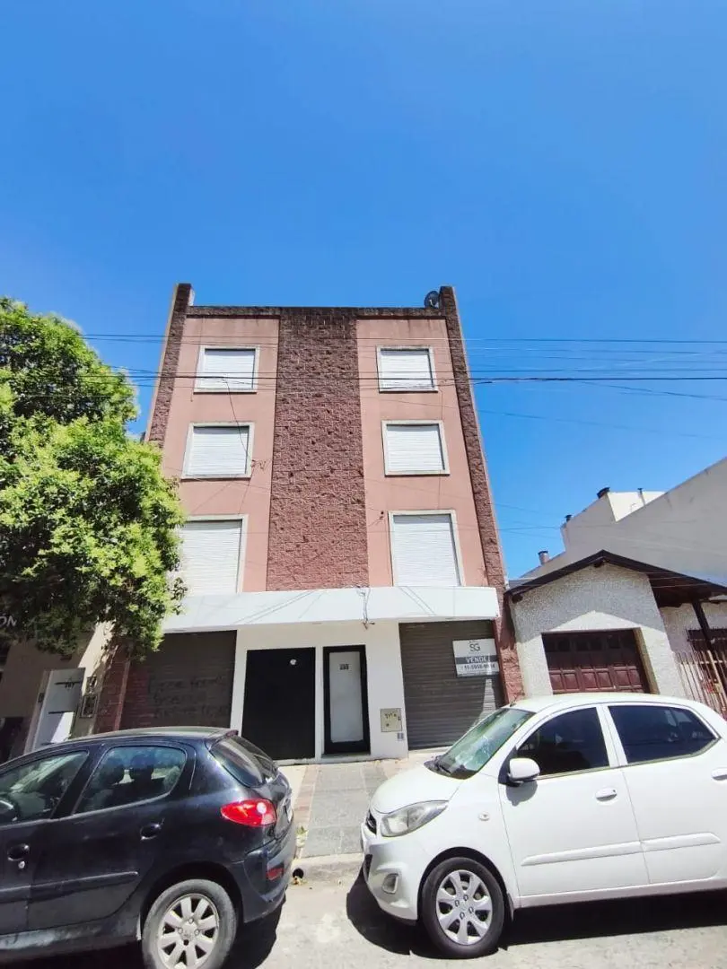 Oficina 30 m2 moron centro - zona tribunales 7