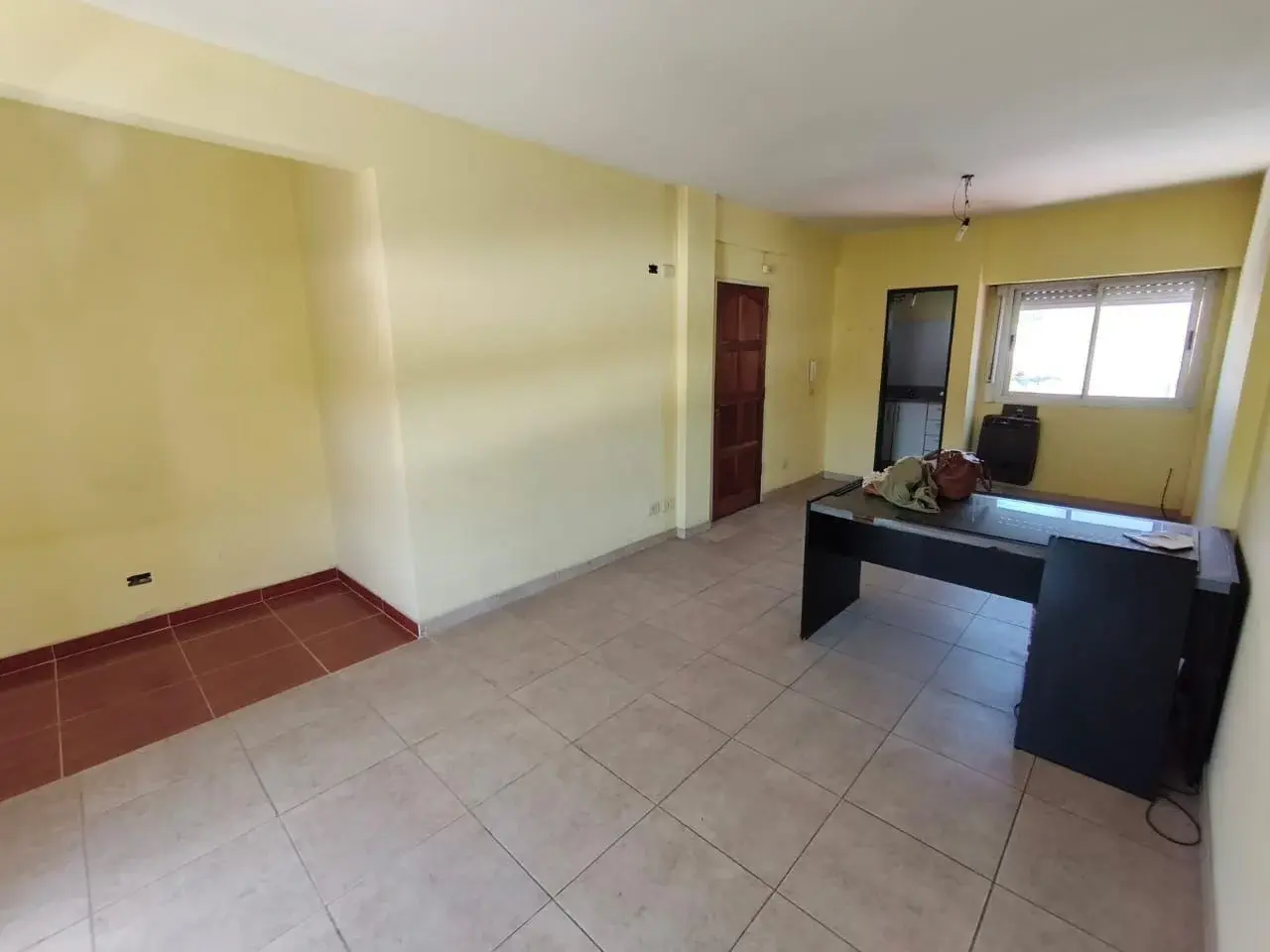 Oficina 30 m2 moron centro - zona tribunales 3