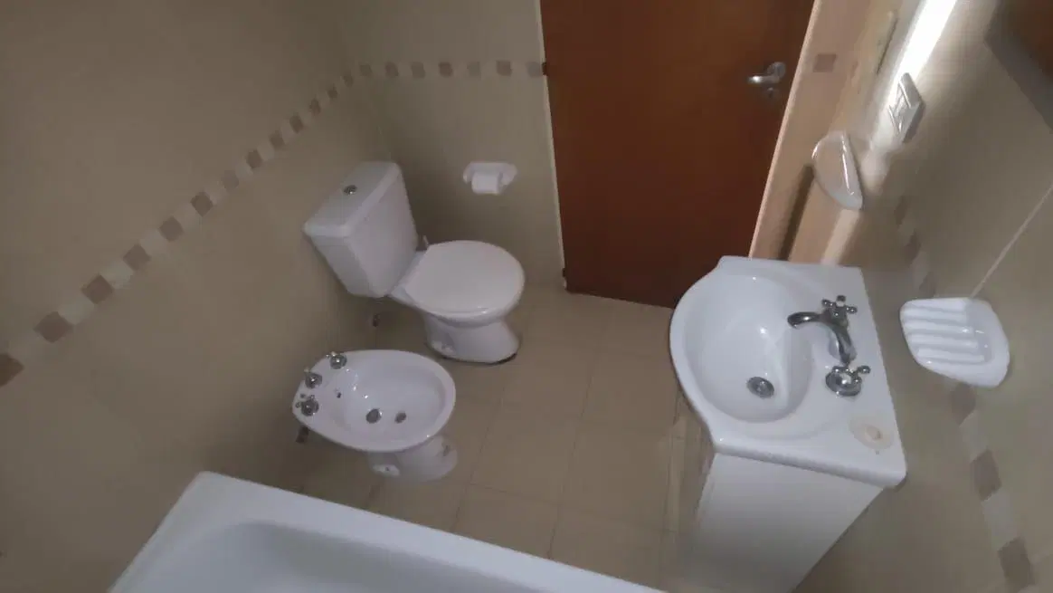 Departamento 2 amb con cochera fija - moron 2