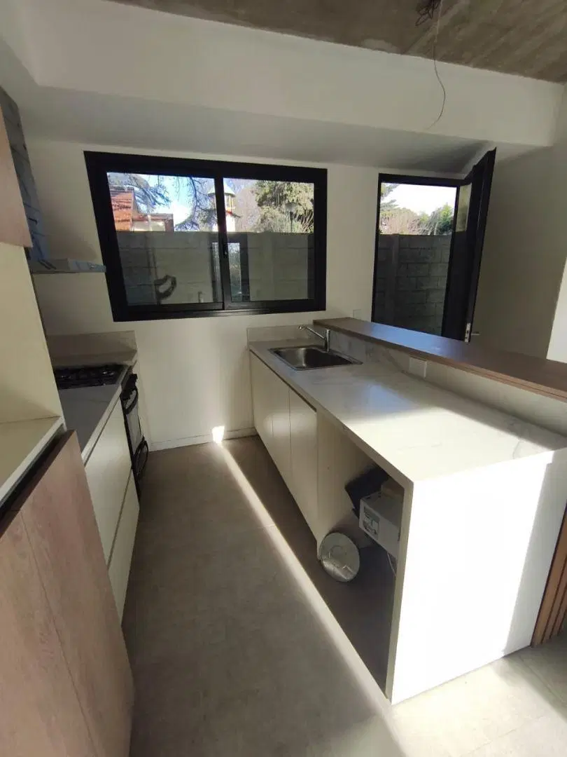 PH/DUPLEX moderno, 2 dorm jardin coch - Parque Leloir 2