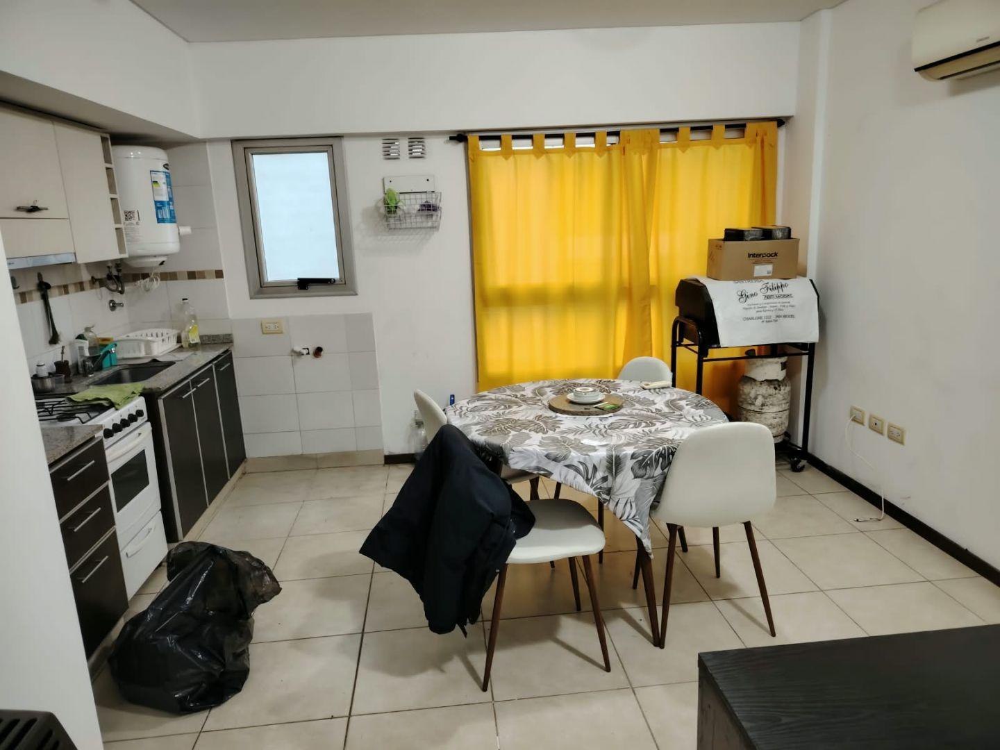 Foto de DEPARTAMNETO DOS AMBIENTES CON COCHERA, imagen 2