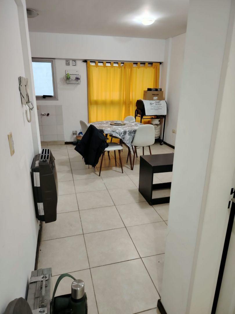 Foto de DEPARTAMNETO DOS AMBIENTES CON COCHERA, imagen 4