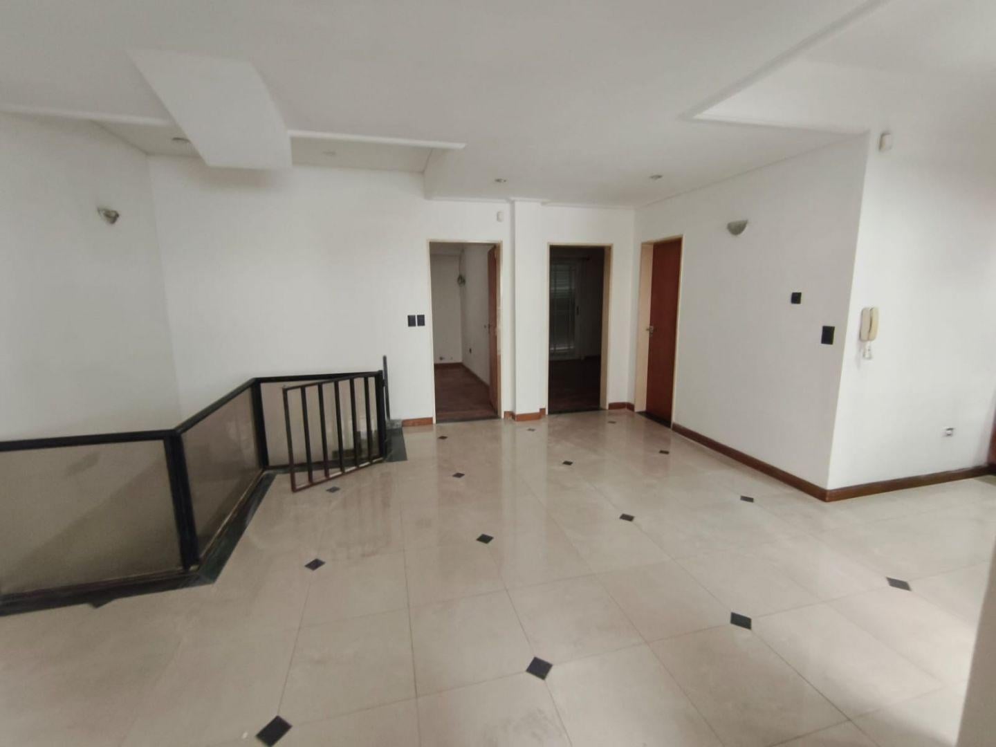 Foto de Dto/casa con garaje (PH) - 3 amb muy aplio - MORON, imagen 4