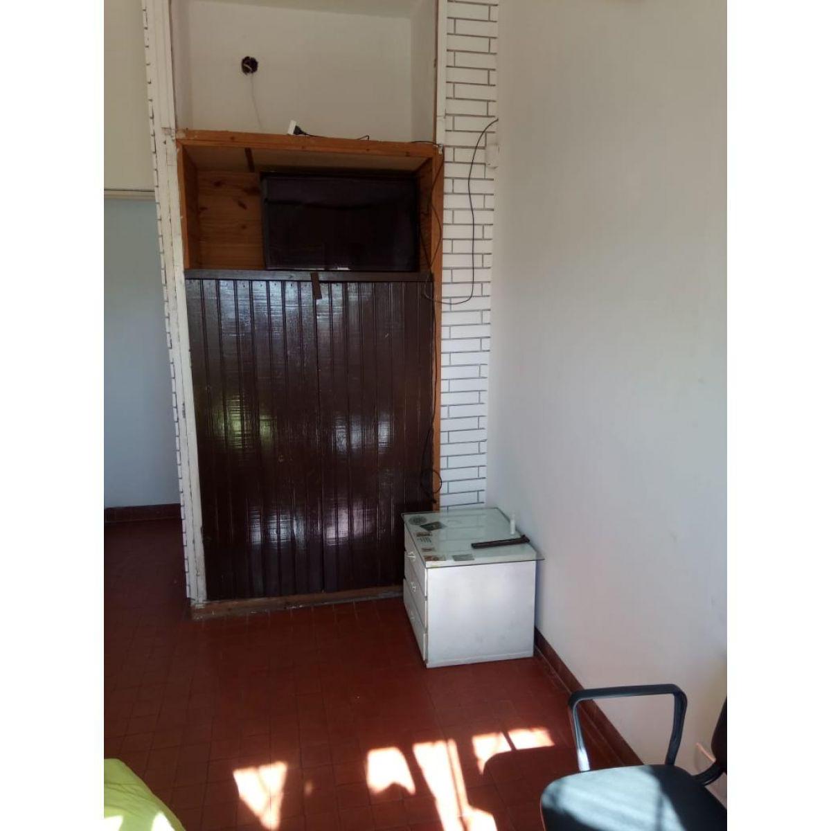 Foto de RETASADA. A reciclar. Oportunidad, Casa de 3 dormitorios, Ingeniero, imagen 3
