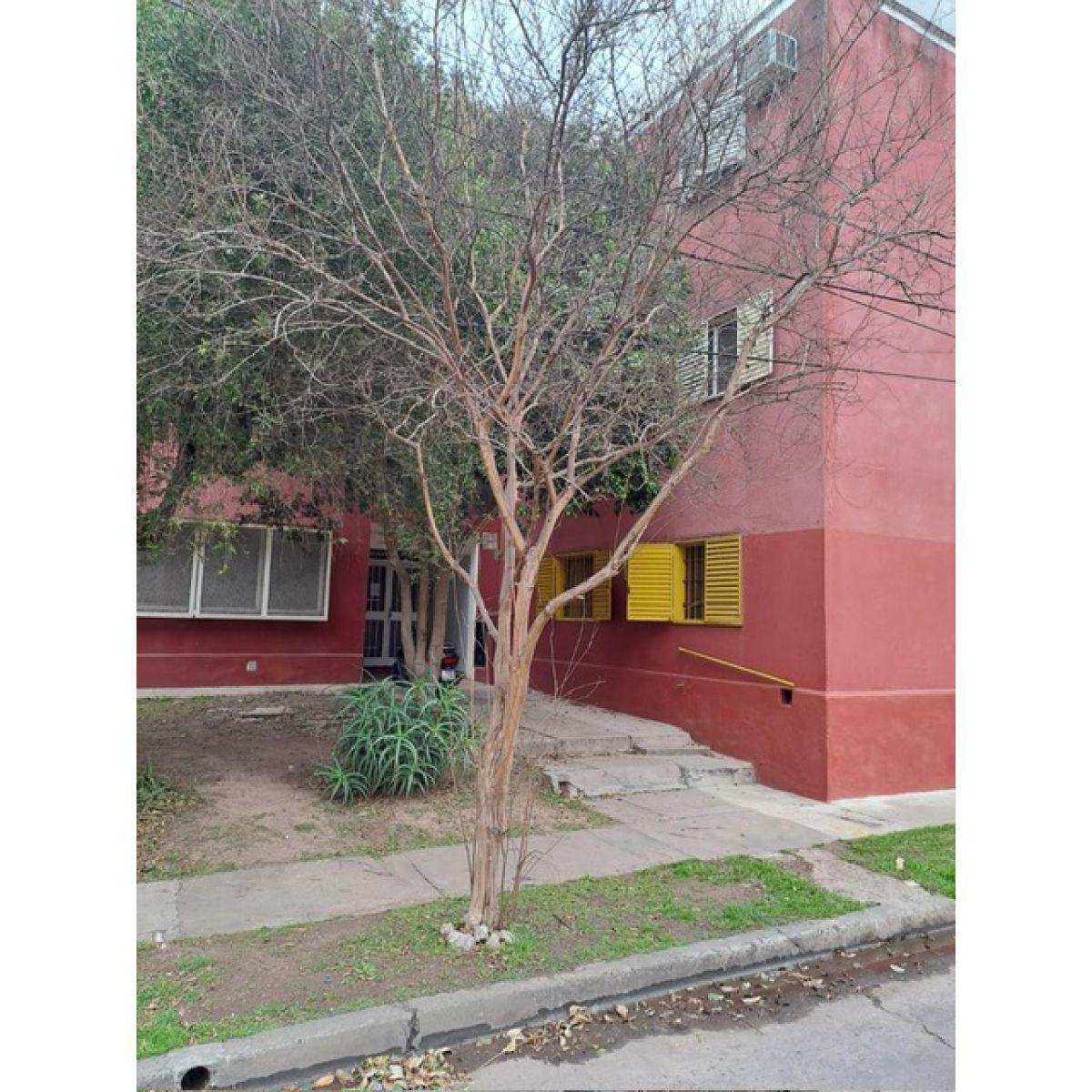 Departamento de 3 Dorm. Pasaje Apostoles 1267 P 3
