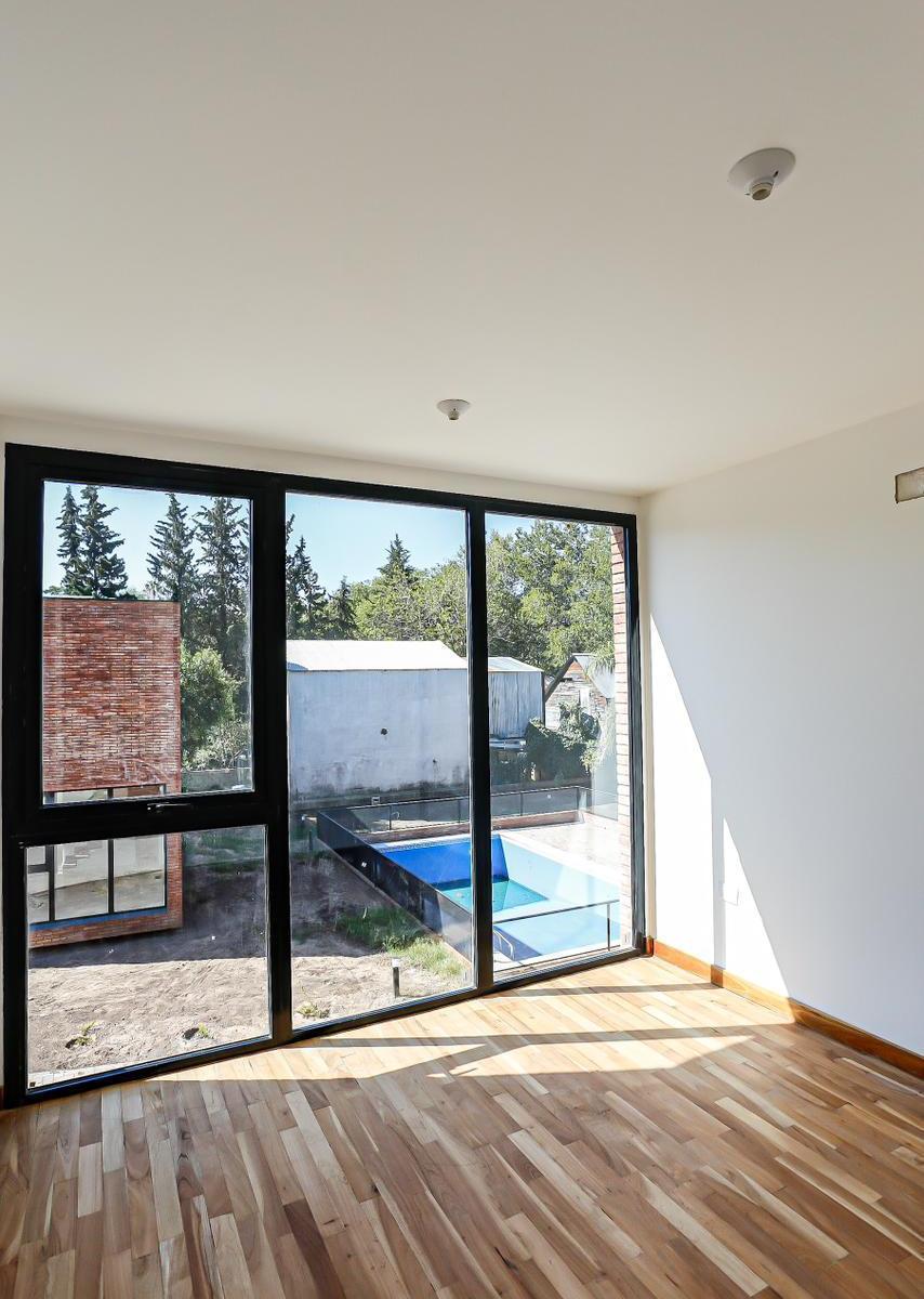VENTA DUPLEX VILLA ALLENDE - COMPLEJO DOSIER MAGNOLIA