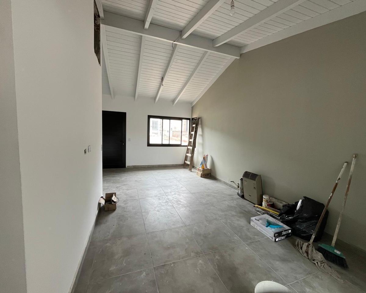 Foto de VENTA CASA 3 DORMITORIOS - VILLA CATALINA, RIO CEBALLOS, imagen 3