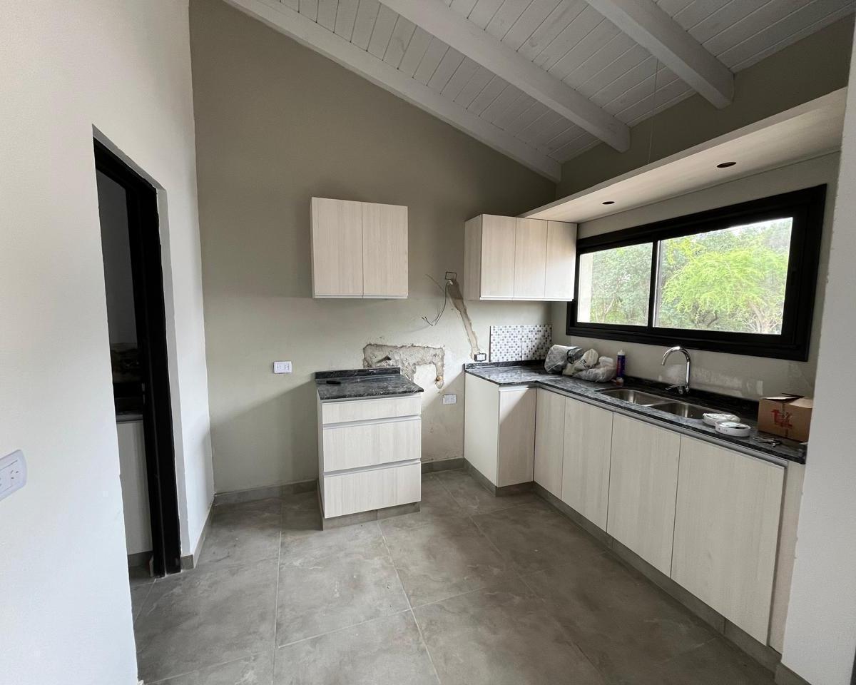 Foto de VENTA CASA 3 DORMITORIOS - VILLA CATALINA, RIO CEBALLOS, imagen 4