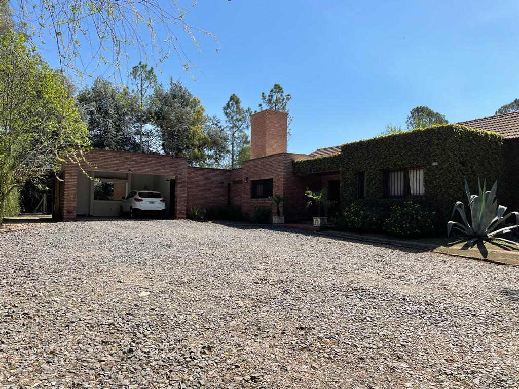 Foto de Venta casa 3 dormitorios Villa Allende Golf, imagen 1