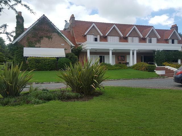 Foto de CASA VENTA VILLA ALLENDE GOLF, imagen 1