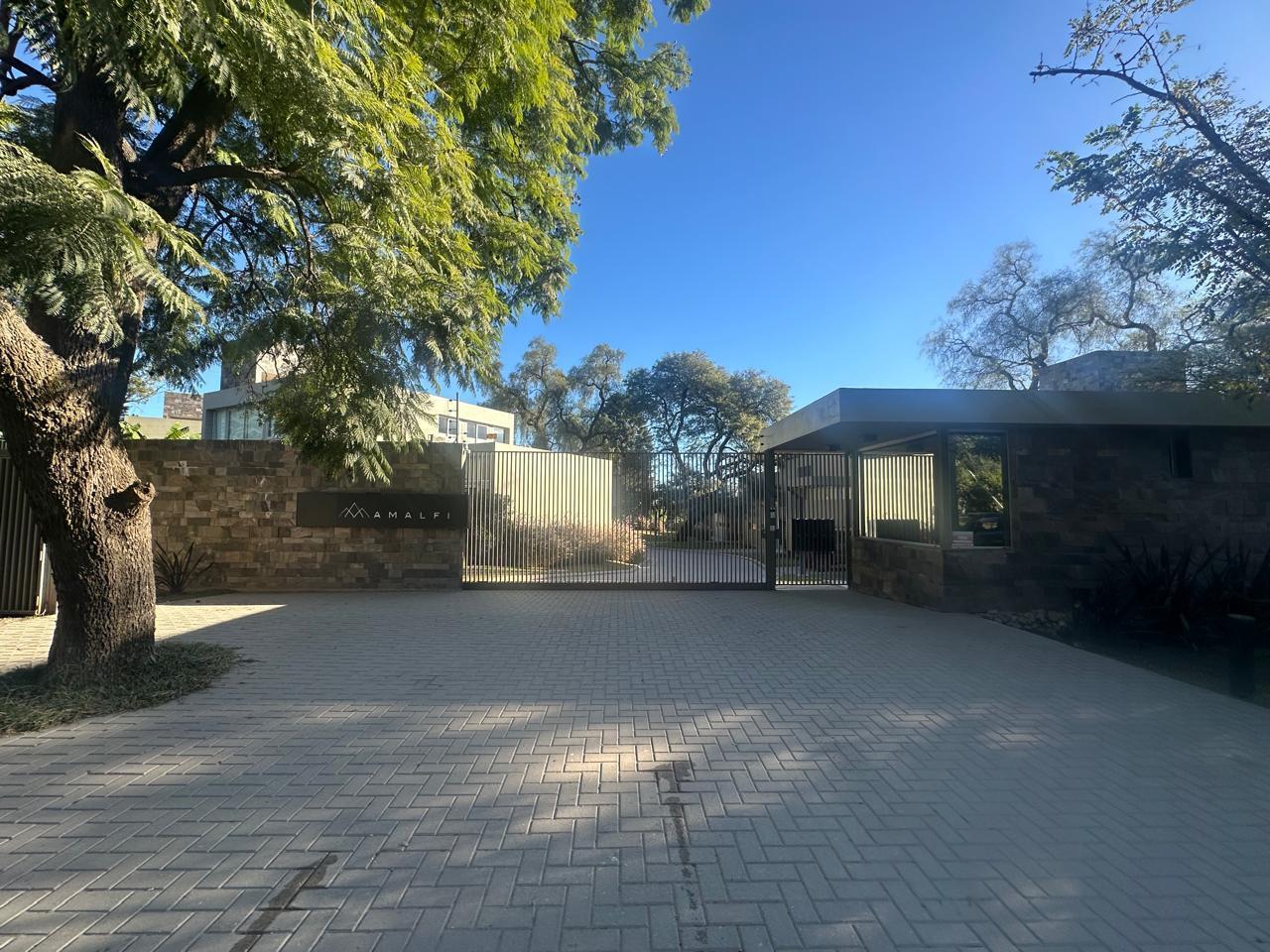 Foto de CASA VENTA COMPLEJO AMALFI VILLA ALLENDE GOLF, imagen 2