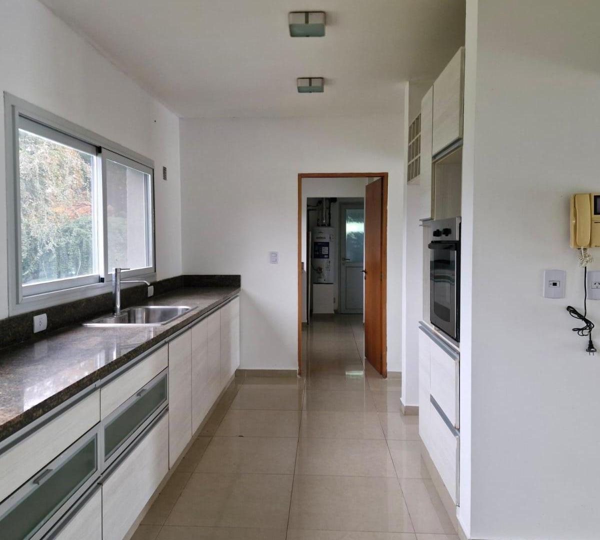 Foto de VENTA CASA 2 DORMITORIOS - VILLA ALLENDE GOLF, imagen 4