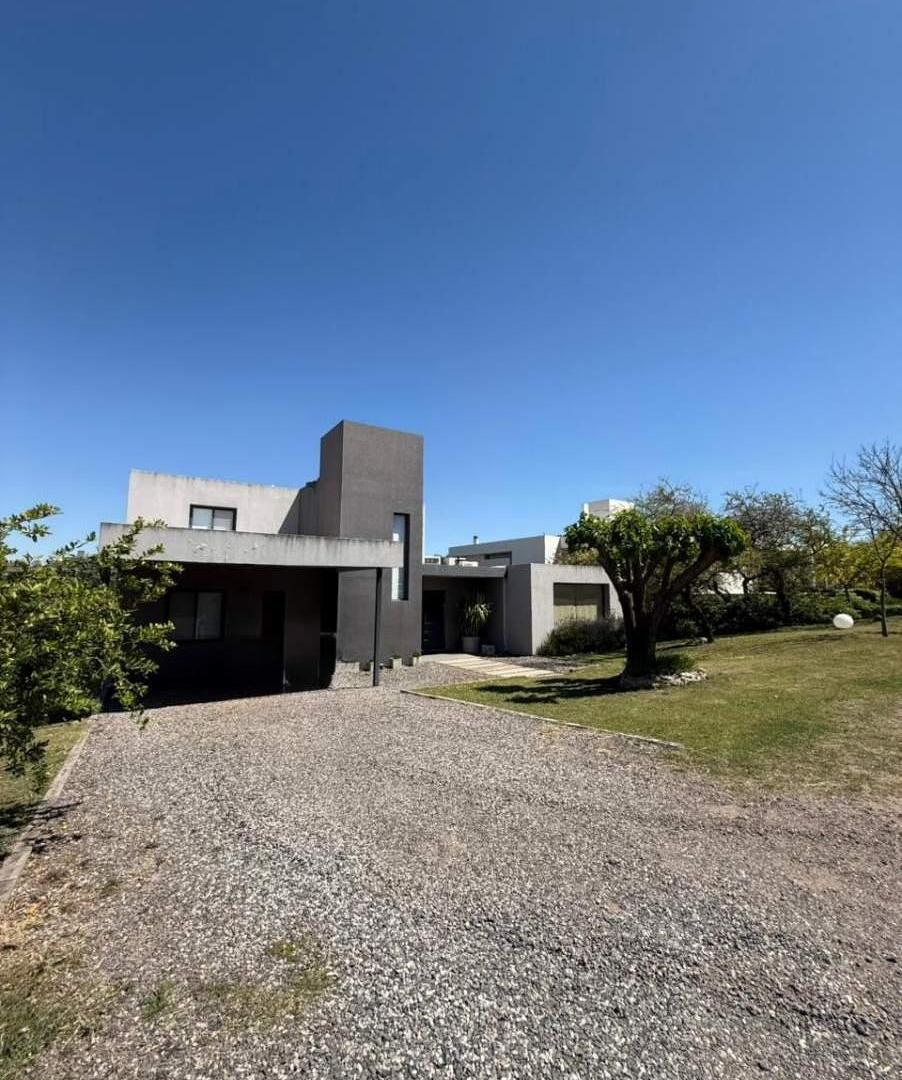 Foto de VENTA CASA 3 DORMITORIOS- ESTANCIA Q2, MENDIOLAZA, imagen 2