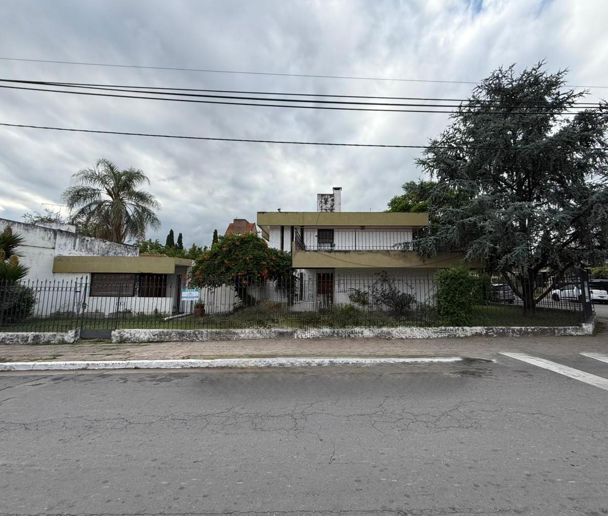 Foto de VENTA CASA - VILLA ALLENDE CENTRO - IDEAL LOCALES Y OFICINAS, imagen 2