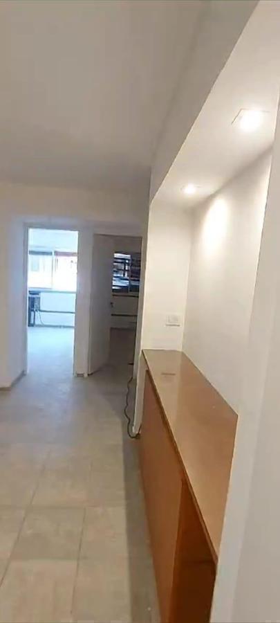 Foto de VENTA DEPARTAMENTO 3 DORM. BARRIO OBSERVATORIO, imagen 2