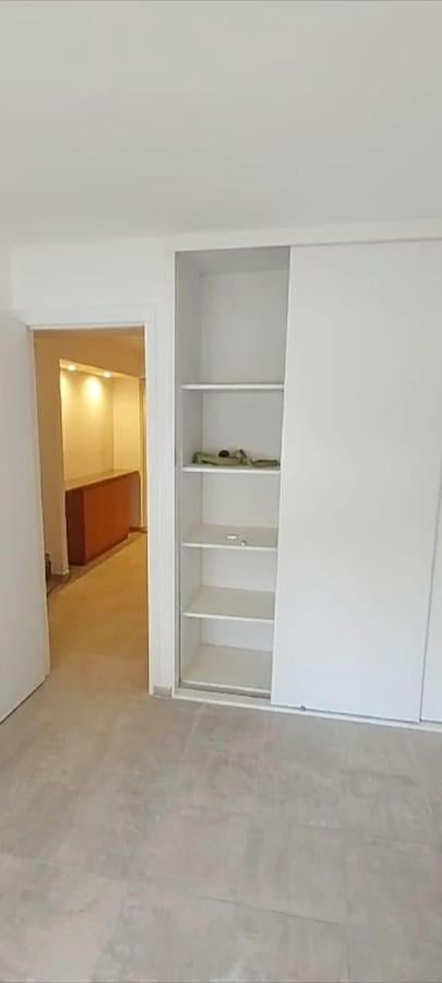 Foto de VENTA DEPARTAMENTO 3 DORM. BARRIO OBSERVATORIO, imagen 4