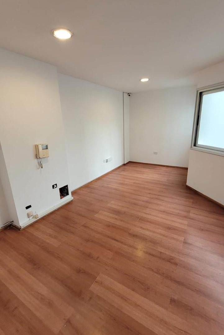 Foto de OFICINA EN VENTA CENTRO CORDOBA CAPITAL, imagen 3
